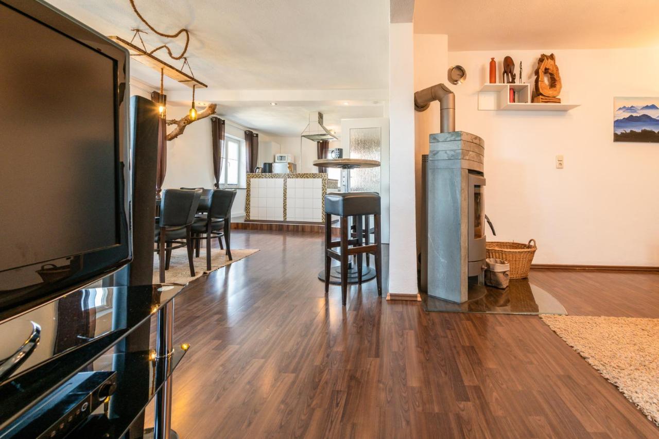 Ferienwohnung Fischach エクステリア 写真